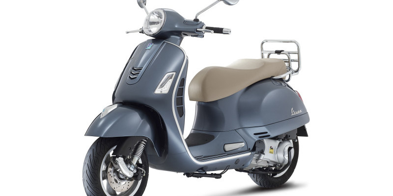 003-vespa-gts.jpg