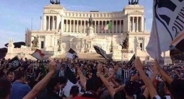 La Juventus festeggia il terzo scudetto di fila