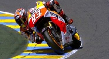 MotoGP, Le Mans, quinta pole di fila per Marquez, funambolo della classe regina