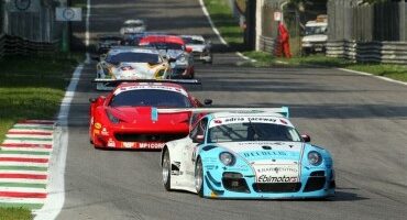 Su Raisport2 le repliche delle gare del Campionato Italiano Gran Turismo.