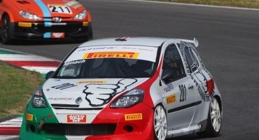 La Renault New Clio di Istvan Minach sarà in pista allo start di Gara 1, alla guida Davide Bonamico