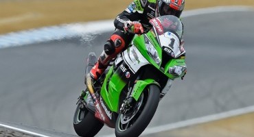 WSBK, Laguna Seca, Tom Sykes domina Gara 2 davanti a Sylvain Guintoli e Jonathan Rea.