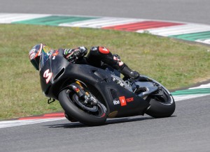 continua-il-lavoro-di-max-biaggi-sulla-art-aprilia-al-mugello-0000000276-4art_mugello