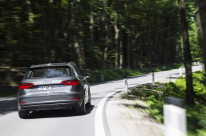 la-audi-a3-sportback-e-tron-verso-la-mobilita-del-futuro-_29r5695_