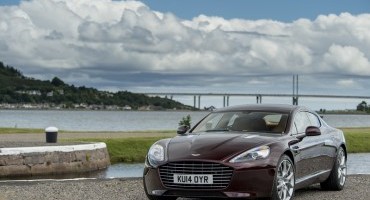 Aston Martin presenta Vanquish e Rapide S MY2015 Aston Martin presenta Vanquish e Rapide S MY2015