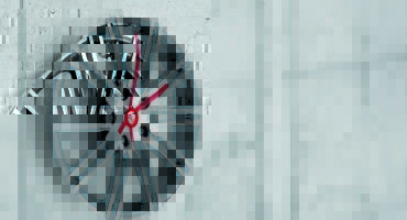 Porsche Design: come creare un orologio a muro dal cerchione da 20″ della 911 turbo