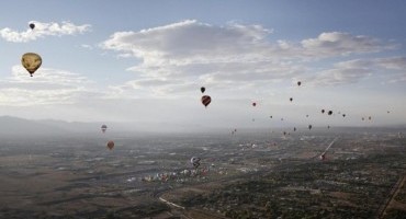 Renault: a Ferrara la nuova twingo è protagonista del Festival delle Mongolfiere