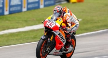 MotoGP, GP della Malesia, Marquez trionfa a Sepang davanti a Rossi e Lorenzo