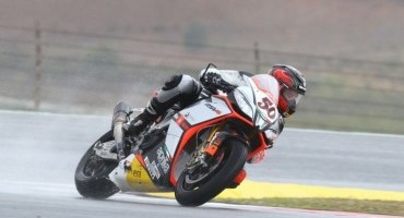 Mondiale Superbike, Magny-Cours, Guintoli vince Gara 1 e rosicchia punti importanti a Tom Sykes