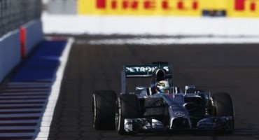 Formula1, GP di Russia: ancora Hamilton, la pole è sua, 2° Rosberg, Ferrari in quarta e quinta fila