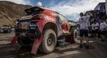 Dakar, terza tappa: Sainz quarto per il Team Peugeot Total