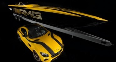 Mercedes-AMG and Cigarette Racing at the Miami International Boat Show