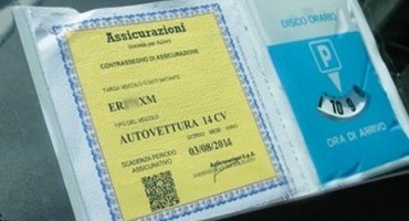 Porsi alla guida di veicoli sprovvisti di copertura assicurativa