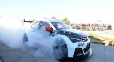 WTCC 2015: primo round a Termas de Río Hondo, Citroen e Lopez sono già pronti a mettere in gioco il titolo