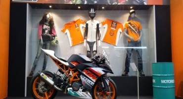 Ai blocchi di partenza la KTM RC 390 CUP