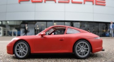 Desideri una Porsche 911 Carrera S ma reputi costi troppo? PLAYMOBIL ha la soluzione per te! Desideri una Porsche 911 Carrera S ma reputi costi troppo? PLAYMOBIL ha la soluzione per te!