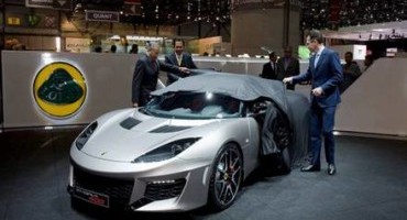 Lotus Evora 400 debuts at the Geneva Motorshow