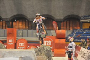 honda-toni-bou-celebrates-his-ninth-x-trial-title-in-oviedo-with-a-podium-place-xtrial15_r6_bou_5598_goodshoot
