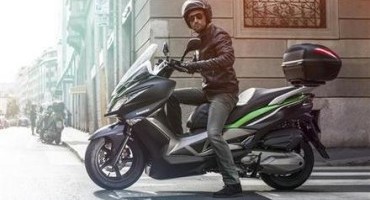 Kawasaki J 300, promozione prorogata fino al 30 Giugno 2015
