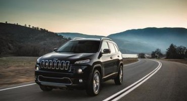 JEEP rinnova la gamma di Cherokee, che ora dispone anche del nuovo motore 2.2 Multijet da 200 cv