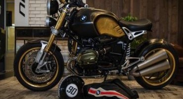 BMW Motorrad, il maestro tatuatore Marco Manzo veste la nuova R nineT