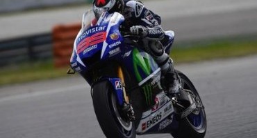 MotoGP, GP d’Italia (Mugello): successo di Lorenzo che centra la terza vittoria di fila, con lui Iannone e Rossi