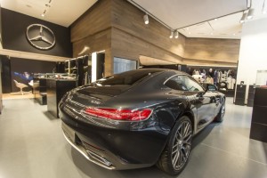 Mercedes_me_Store_(9)