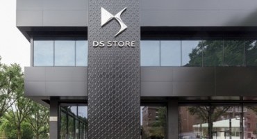 Apre a Milano il primo DS Store italiano
