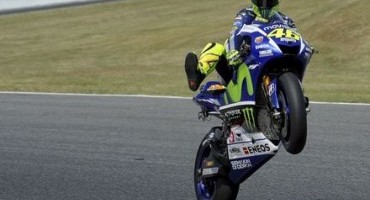 MotoGp 2015, Assen: sulla sua pista preferita Valentino Rossi centra la 61^ pole della carriera