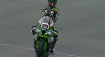 Mondiale Superbike: quarta doppietta stagionale per Jonathan Rea, a Portimao vince entrambe le gare