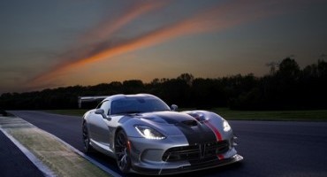 New 2016 Dodge Viper ACR , Fastest Street-legal Viper Track Car Ever