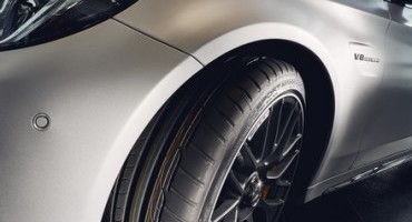 Dunlop, gli Sport Maxx RT equipaggiano la Mercedes-AMG C63