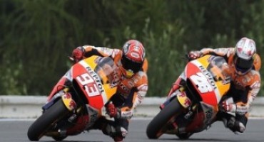 MotoGP 2015, second for Marquez in Brno with injured Pedrosa on third row