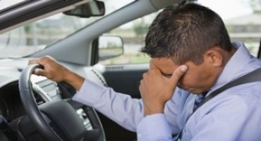 Colpo di sonno alla guida: patente a rischio per chi soffre di apnee