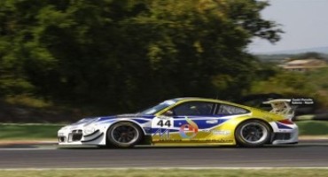 Campionato Italiano Gran Turismo, Vallelunga: le pole sul circuito romano sono di Postiglione (Porsche GT3R) e Bortolotti (Lamborghini Gallardo)