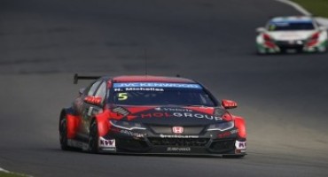 FIA WTCC, in Giappone è Norbert Michelisz, su Honda Civic, a conquistare la pole in Gara 1