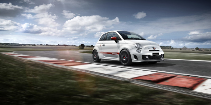 abarth-al-salone-internazionale-di-francoforte-2015-150915_abarth_francoforte_01.jpg