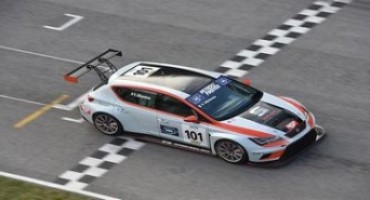 Campionato Italiano Turismo Endurance, con la vittoria in Gara 1 al Mugello, Valentina Albanese conquista il titolo assoluto