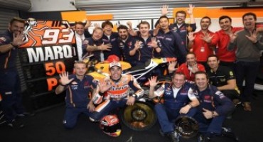MotoGP 2015, Marquez celebrates 50th career win with sensational final lap, Pedrosa 5th