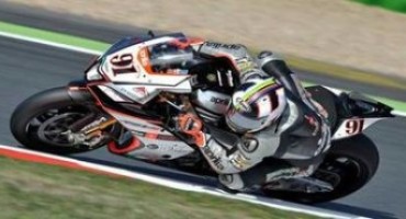 WSBK, Magny-Cours: la pole a Leon Haslam, ma Rea è secondo a quattro millesimi