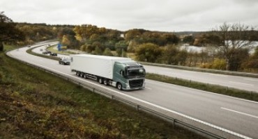 Volvo Trucks (FH ed FH16): puoi ordinarli con il Dynamic Steering e con le sospensioni anteriori indipendenti