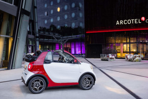 smart fortwo cabrio, passion, white / jupiter red