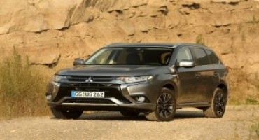 Mitsubishi presenta la nuova Outlander PHEV MY16