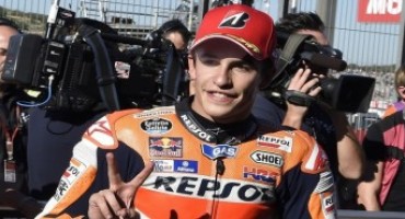 MotoGP, double front row start for Repsol Honda in final race of 2015