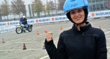 Suzuki Italia con Donneinsella®, continua la collaborazione per i corsi di guida moto e le iniziative dedicate alle motocicliste