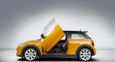 MINI, parcheggiare non sarà più un problema con le “Scissor Doors”