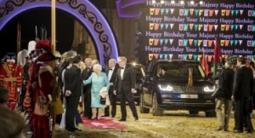 Jaguar Land Rover alla celebrazione per il 90° compleanno di Sua Maestà la Regina