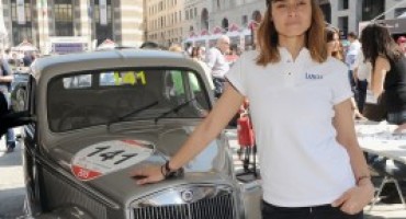 Mille Miglia 2016, continua la collaborazione tra il Marchio Lancia e l’attrice Kasia Smutniak