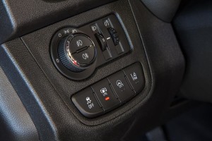 3333