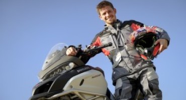 Casey Stoner ospite della nuova scuola di guida Ducati